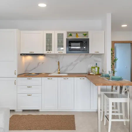 펜션 Marde Loft Tinguaton